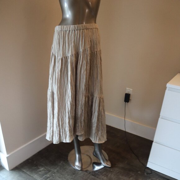 VINCE Tiered Skirt Asymmetric Boho Satin Smokey Quartz Small New Tag $325 - Picture 4 of 6